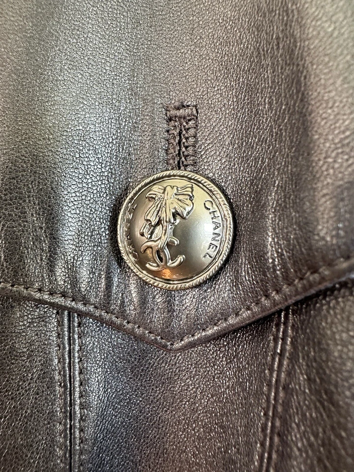 Кожаная куртка Chanel  - Изображение 2 из 4