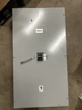 Siemens Breaker Enclosure  #J6N1 & JXD63B400 400 Amp Enclosed Breaker