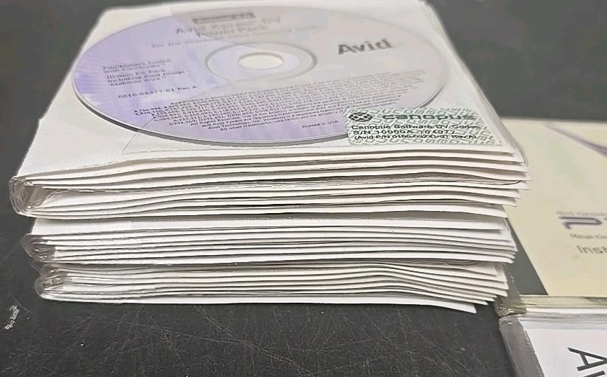 Video Editing Software Lot: Avid Express Pro, Avid Express DV, NewTek VT4 - Image 4 of 4