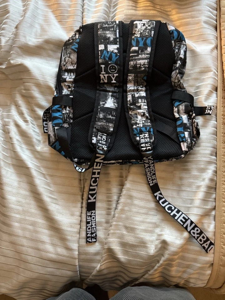 Shark Graffiti Backpack with USB Cable for Boys 12-18 Year Full Zize For Boys - Image 2 of 2