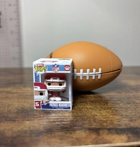 Funko NFL Bitty Pop! Patrick Mahomes Micro Figure New w/football Case