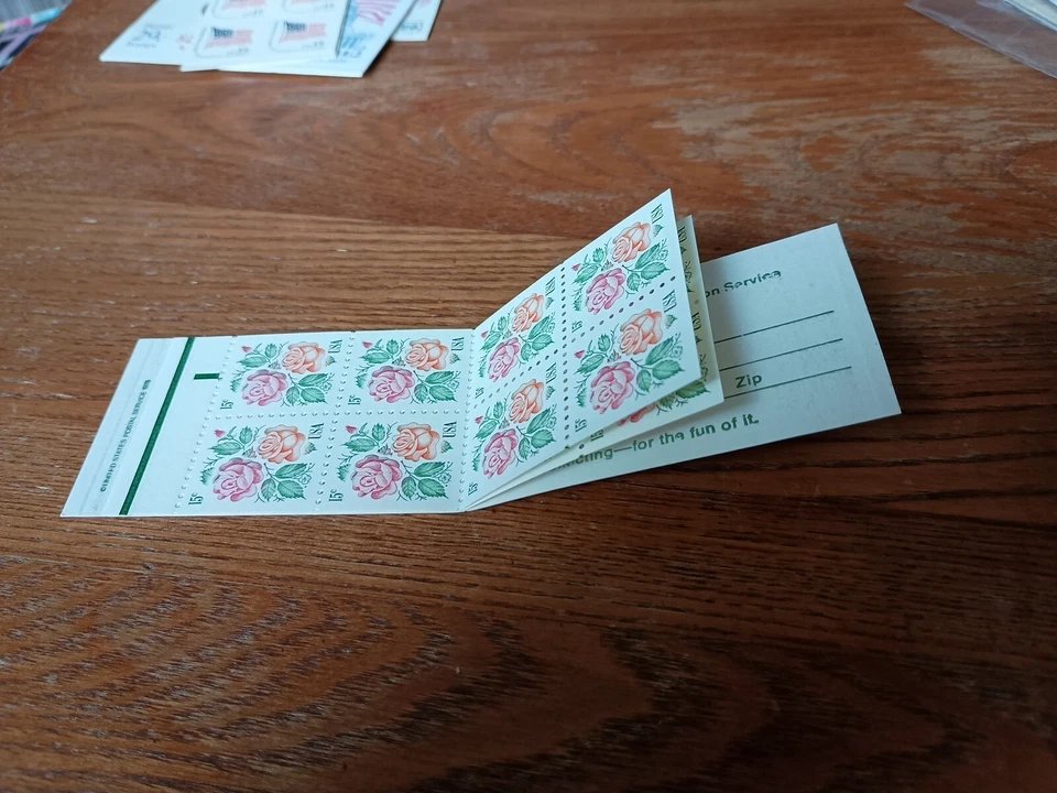 1978 Pink Rose 15c mint BOOKLET Sc BK134 (2 Sc 1737a panes) green tab variety - Image 3 of 3