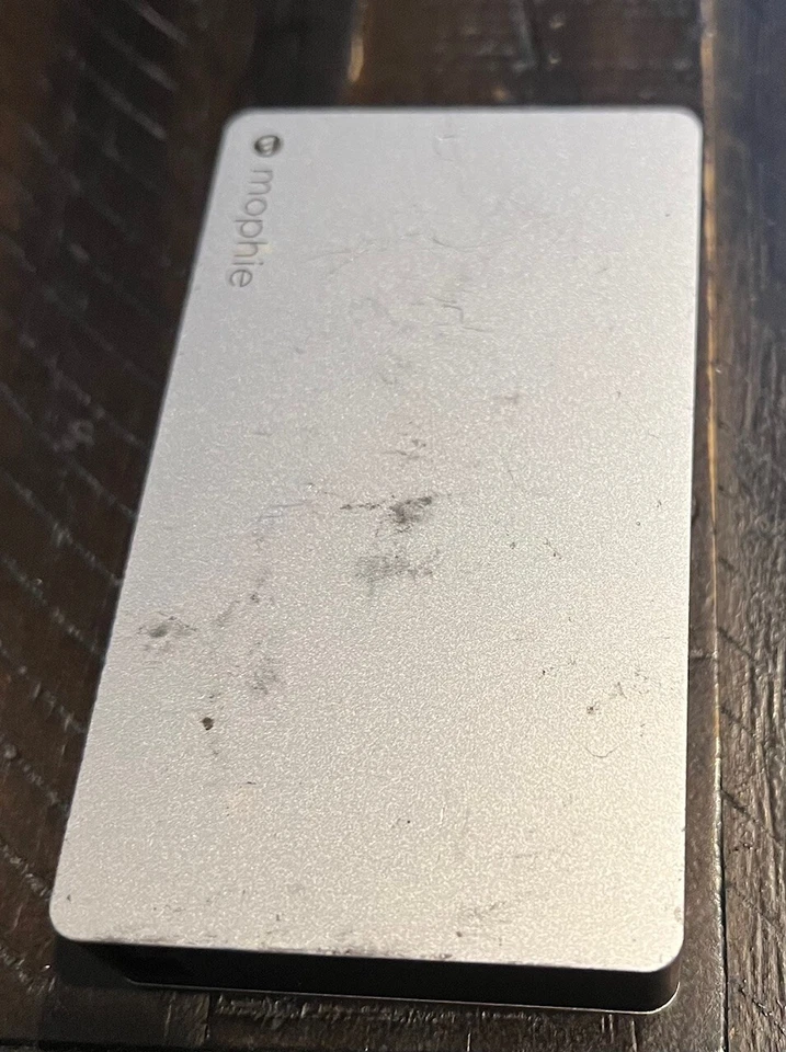 Cargador de Batería Mophie Powerstation Plus PLATEADO 5000mAh Micro USB Incorporado Foto 2 de 2