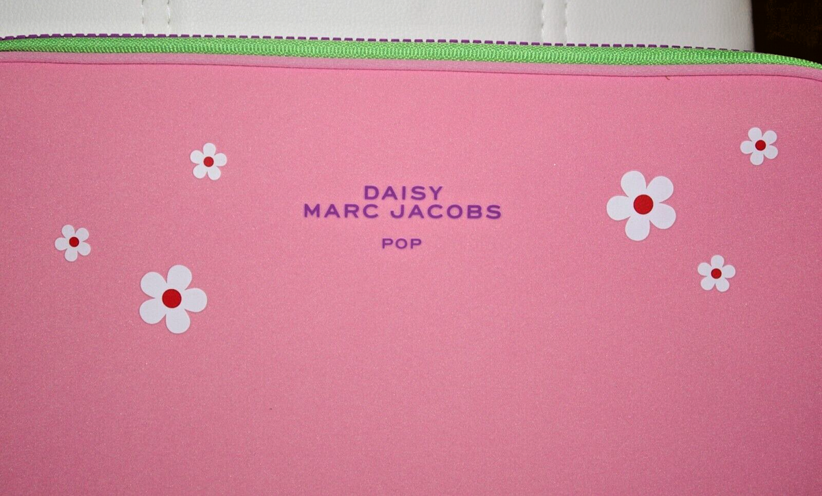 MARC JACOBS::PCケース[RESALE] Marc Jacobs Women's 13 Inch Computer Case - Black