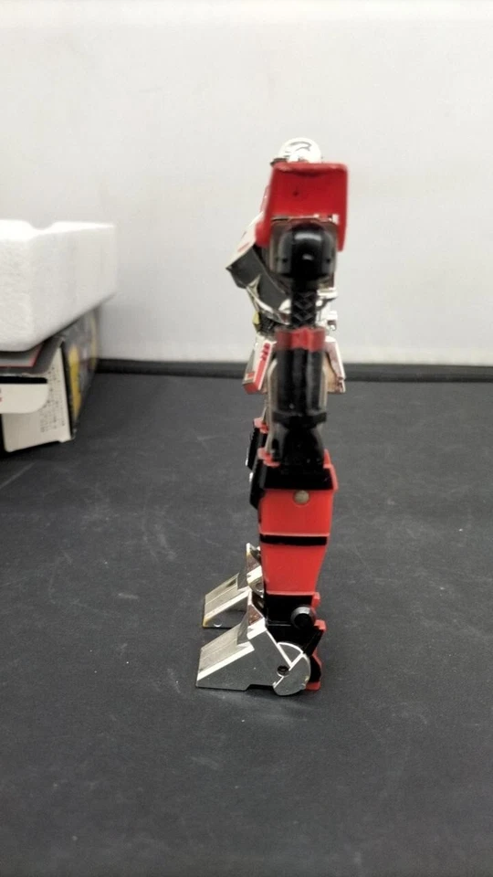 Figura de acción Bandai Chogokin GC-32 Ninja Senshi Tobikage de colección con caja usada Foto 4 de 4