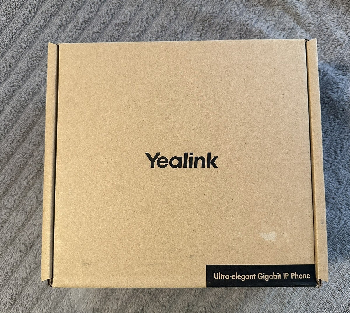 Yealink SIP-T43U IP Phone Corded Wall Mountable Classic Gray Brand New