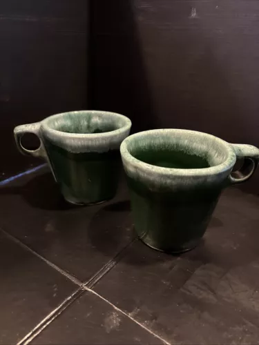 63) Vintage 2x HULL Pottery GREEN AGATE DRIP Coffee Tea Mugs Cups USA