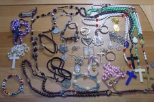 27 Vintage catholic Christian religious devotional items assorted lot EL1064