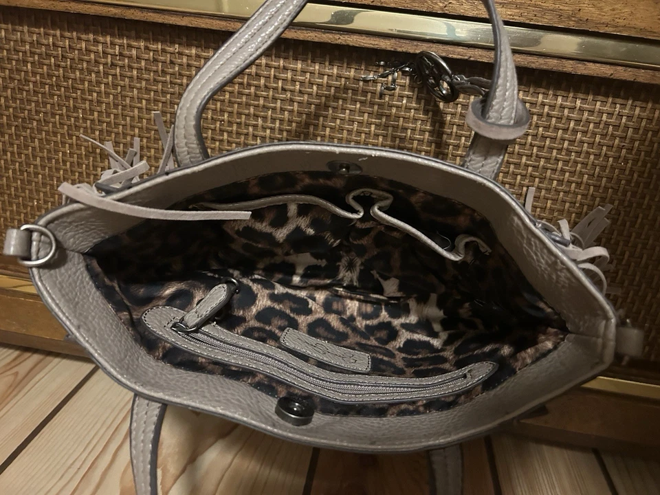 Jessica Simpson Women's Leather Purse Handbag double handles Side Fringes - Image 4 of 4