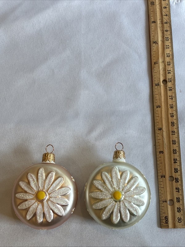 Patricia Breen Daisy Glass Ornament Pink/White Set Of 2