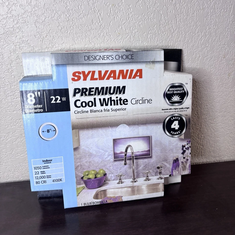 Sylvania Cool White Circline 8 inch Indoor Light Bulb FC8T9/DCW/RP - Image 3 of 4