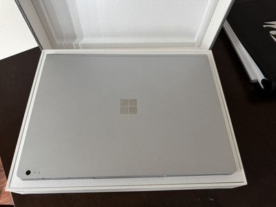 Microsoft Surface Book 2 13.5