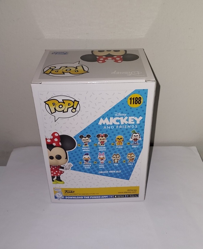 funko pop ディズニー・ピクサー 8点セット s-l400.jpg