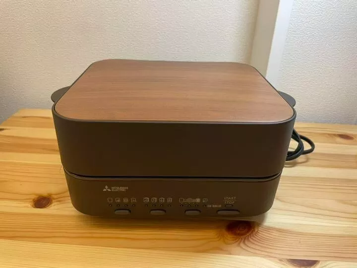 Mitsubishi Electric Bread Oven Toaster TO-ST1-T Retro Brown 100V from Japan  USED