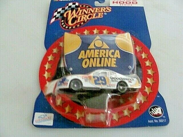 #29 - KEVIN HARVICK - AMERICA ON LINE CHEV - Winners Circle 2002 - 1:64 - NASCAR - Imagem 4 de 4