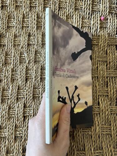 PAROLA DI CADAVERE Andrea Vitali Ed. I Libri Della Domenica Il Sole 24 Ore 2011 - Foto 3 di 7