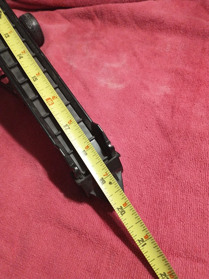 ETRL Diecast Toy Grain Elevator Bale Conveyer Attachment 19” Moving Belt - Image 4 of 4