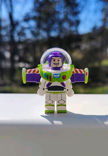 Lego Toy Story Minifiguren - Woody und Buzz Lightyear mit Zubehör - Bild 8 von 14