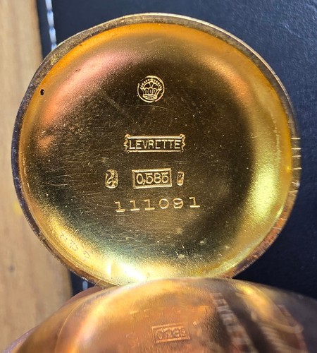 Goldene Levrette Sprungdeckel-Taschenuhr mit drei Brillianten 14 Karat Gold - Bild 9 von 10
