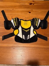 Bauer Supreme 150 Hockey Shoulder Pads Youth Medium (M)