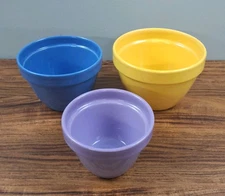 Tre Ci Set of  Nesting Mixing Serving Bowls 3 Colors Made in Italy