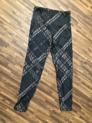 C9 By Champion Women s Leggings Gray Patterned Logo Front Size S Small