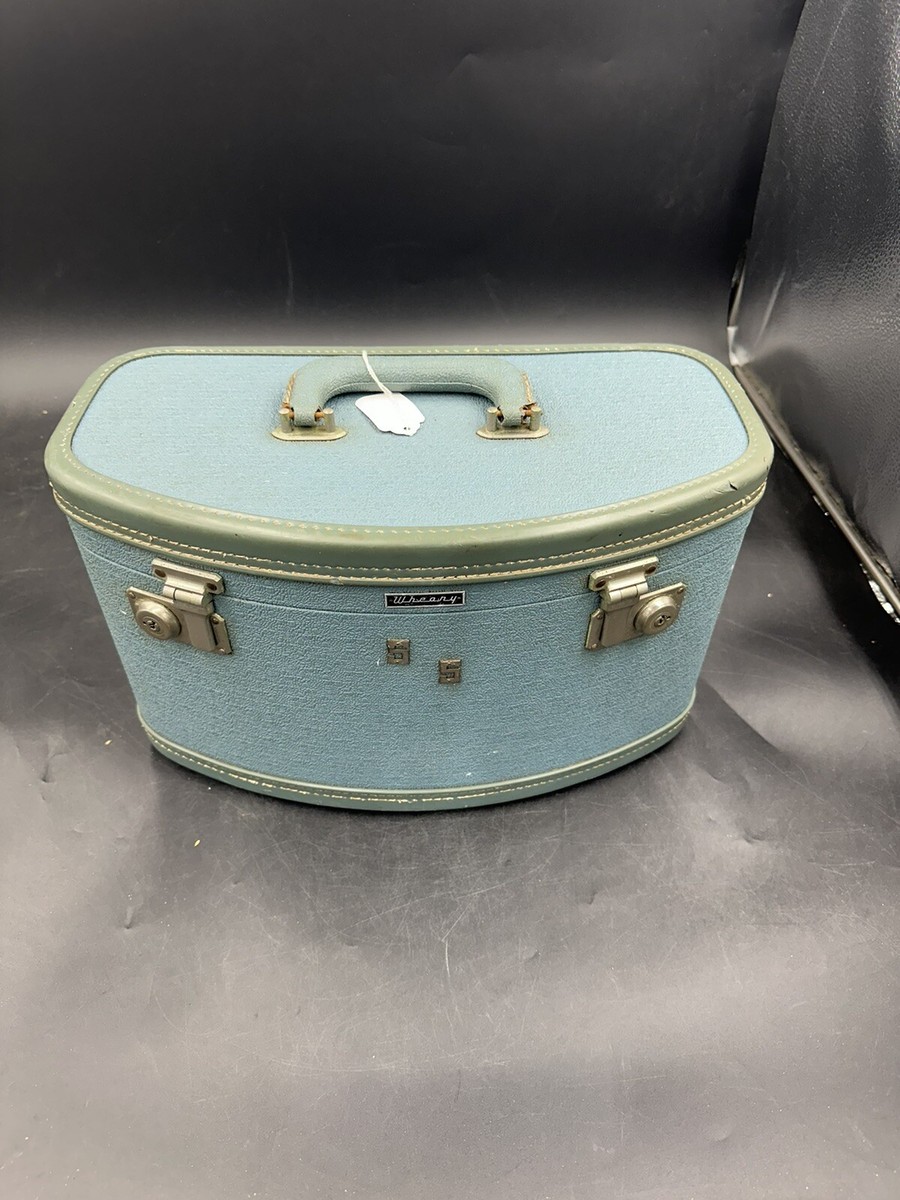 Vintage Wheary Light Blue Chic Miss Texture Vinyl Prop travel case
