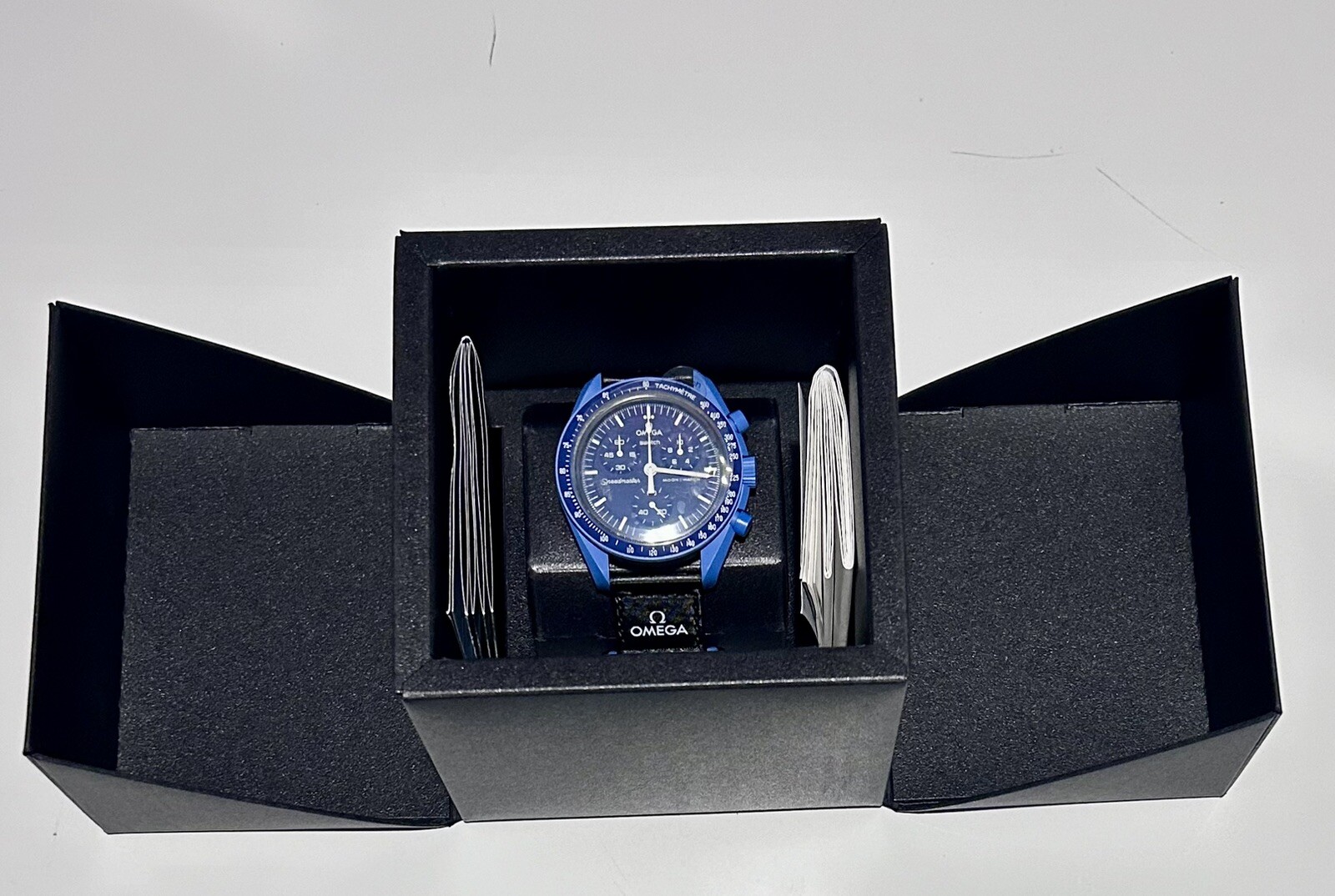 RARE New OMEGA x Swatch Moonswatch MISSION To NEPTUNE  SO33N100 Watch + Receipt image 4