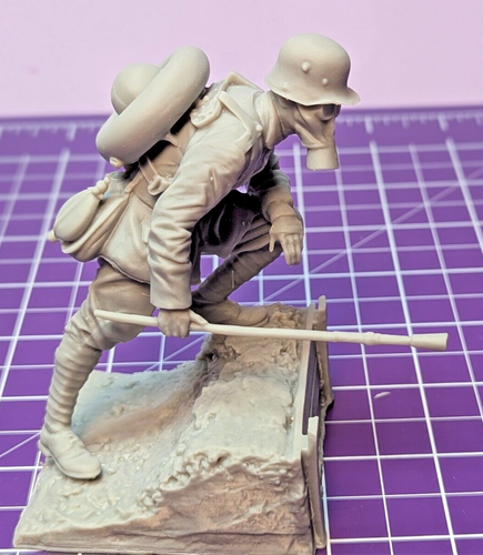 Truppa d'assalto tedesca ultra dettagliata con lanciafiamme 1918 su base scala 1:16 - Foto 6 di 11