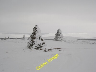 Photo 6x4 Minchmoor cairn Riggs, The/NT3334 Summit of Minch Moor. c2013