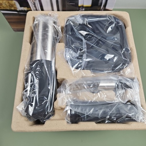 Kaninchen elektrischer Weinöffner Set 8-teiliges Set mit Folienschneider, Belüfter, Stopfen NEU - Bild 3 von 6