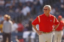 Kansas City Chiefs head coach Dick Vermeil at a game v the San Die- Old Photo 1