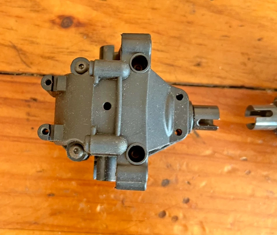 REDCAT RACING CALDERA SC 10E STOCK FRONT / REAR DIFFERENTIALS (2) - Image 2 of 3