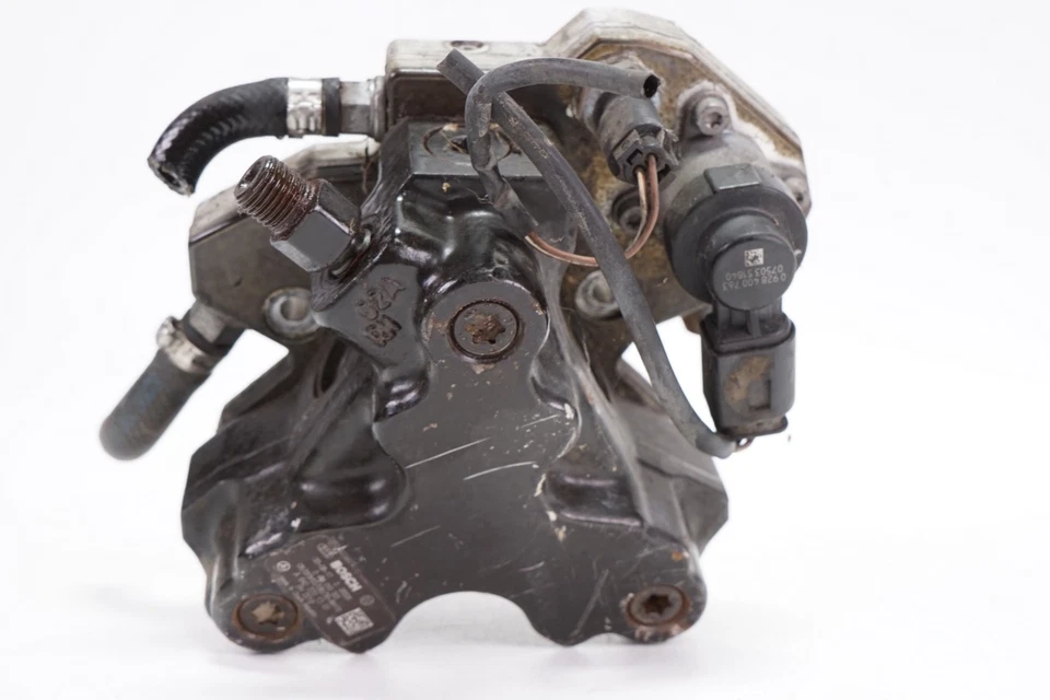 Bomba de combustible de alta presión diésel MERCEDES SPRINTER OEM 2010-2022 Foto 3 de 4