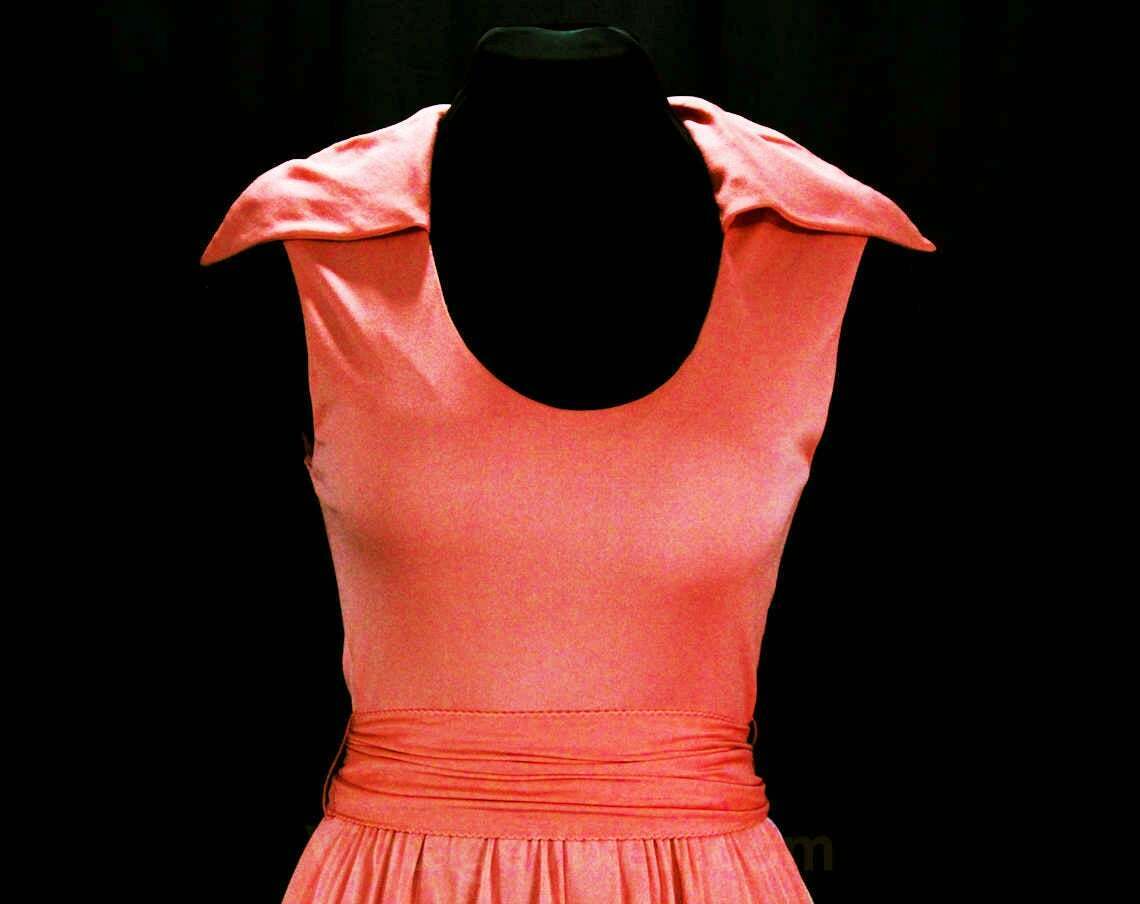 Size 4 Peach Cocktail Dress - Graceful 1960s Qual… - image 2