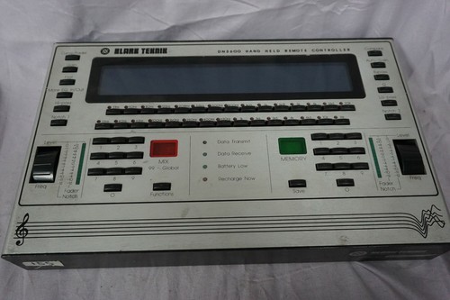 Télécommande portable Klark Teknik DN3600 TELLE QUELLE NON TESTÉE