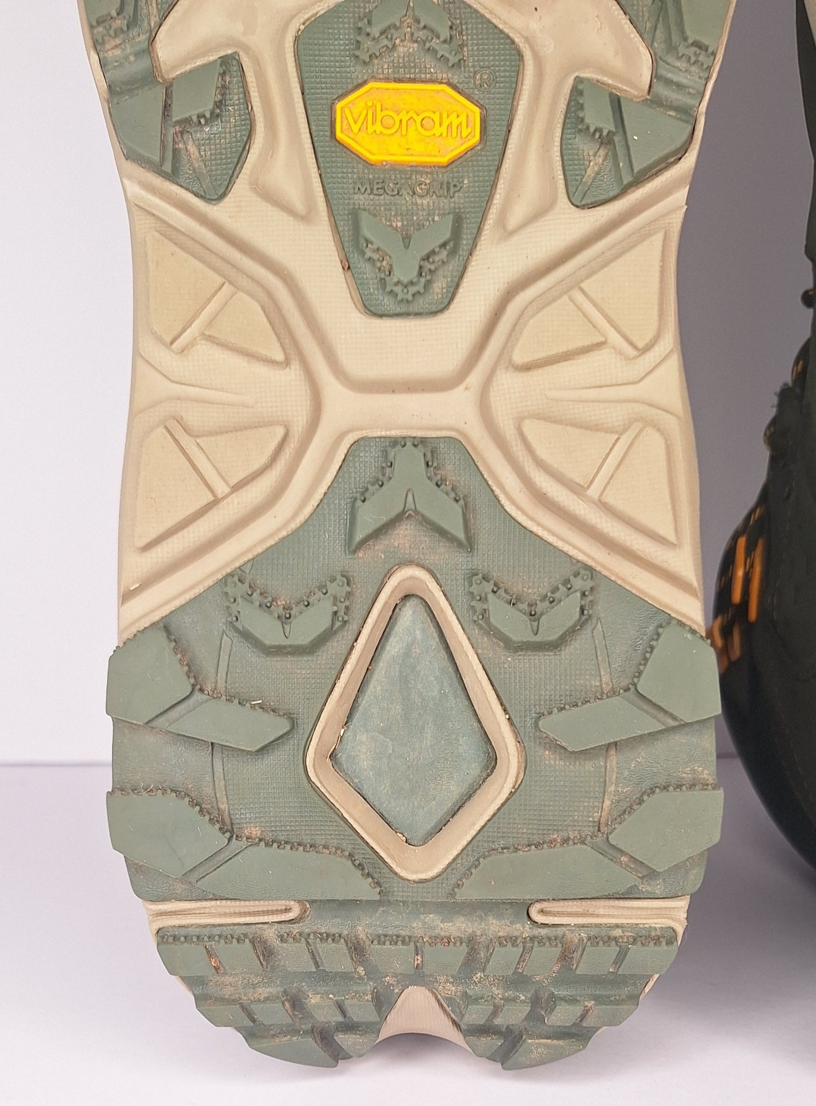 Hoka One One Kaha GTX Hiking Shoes Ankle High Green Men's 11 D thumbnail 14