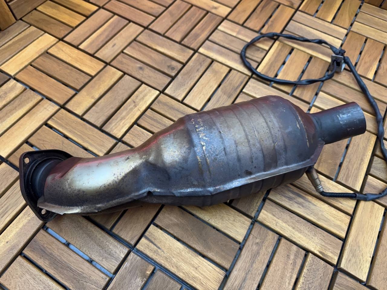 Ferrari F430 RIGHT CATALYTIC CONVERTER with Sensor - 220662