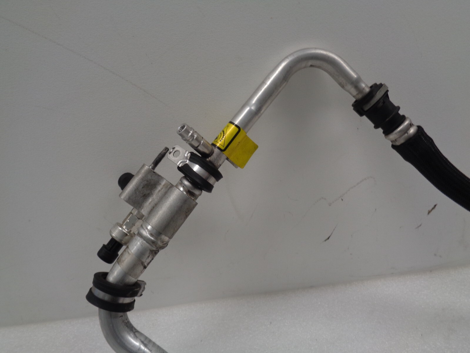 14-17 Maserati Ghibli Air Conditioning Condenser Hose Pipe Line OEM AK2402126