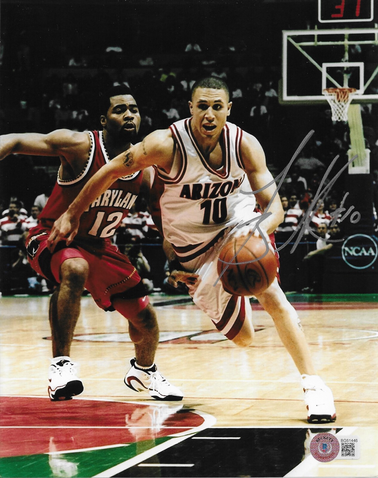 Mike Bibby Autographed Signed Arizona Wildcats 8x10 Photo BAS Natl. Champion 46 