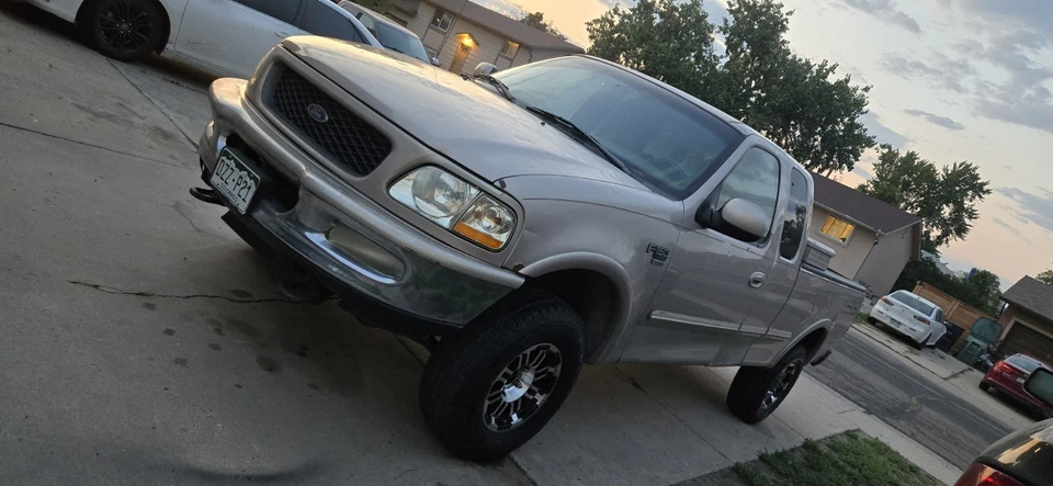 1998 Ford F150 4x4 4WD Pickup - Image 3 of 4