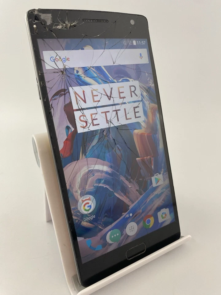 OnePlus 2 Wood Effect Unlocked  64GB 5.5" Fingerprint Android Smartphone Cracked - Image 3 of 4