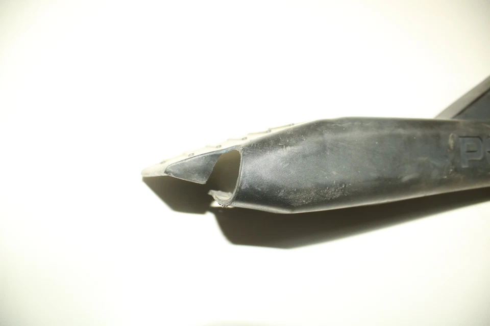 Cubierta de capó para parachoques trasero izquierdo Polaris Xc Sp 600 Edge 2001 Foto 4 de 4