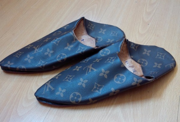BABUCHAS TALLA 37 - 37'5  SUELA CUERO NUEVAS A ESTRENAR