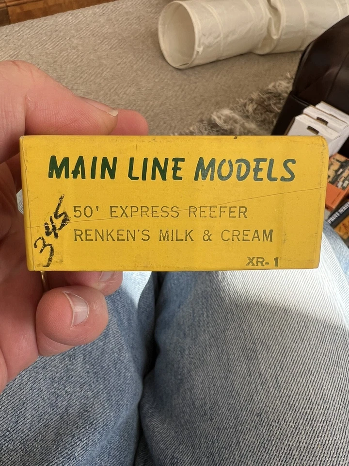 Main Line Model XR-1 RENKENS MILK  & CREAM 50' Express Reefer CRAFTSMAN WOOD KIT - Image 2 of 4