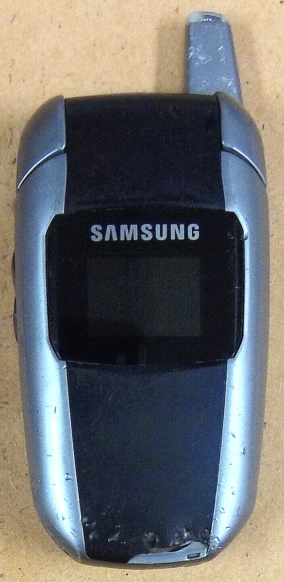 Samsung SGH-X506 - Blue ( Unlocked ) Very Rare International Flip