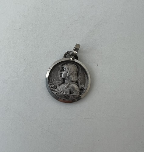 Boutons De Col Vintage "Jeanne D'Arc" En Métal Argenté - Diamètre 0,9 Cm - Occasion