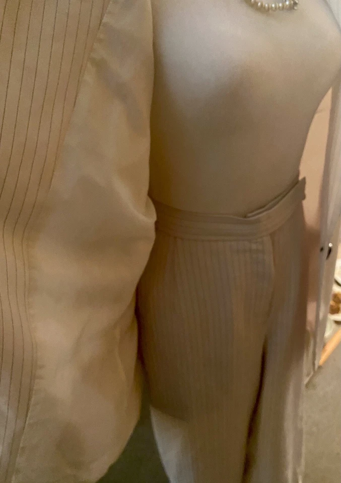 Женский костюм Georgio Saint Angelo из 2 предметов размер 24w. Брюки Kapri. - Изображение 3 из 4