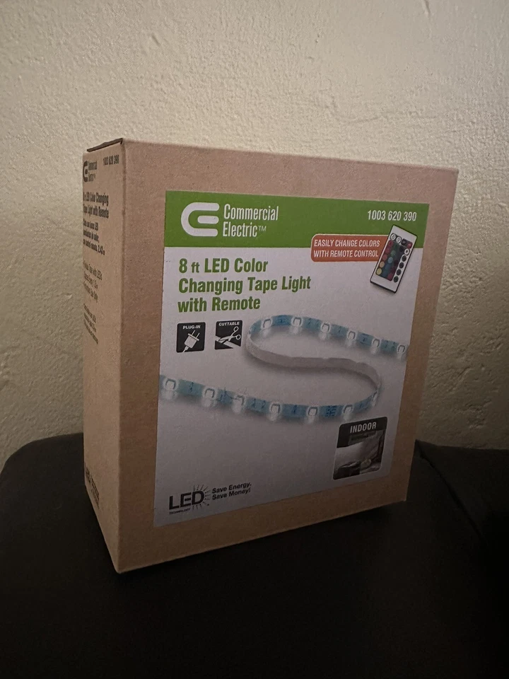 Luz de cinta LED para interiores eléctrica comercial de 8 pies con control remoto Foto 2 de 2