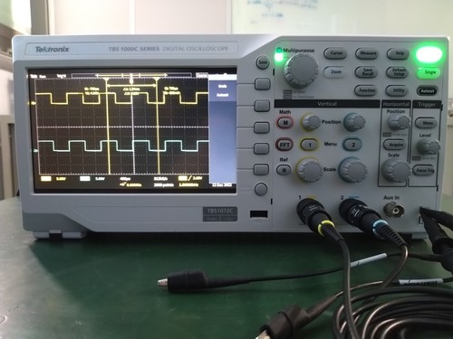 Tektronix TBS 1000C Digital Oscilloscope TBS1072C , TPP0100 probes are options - Picture 10 of 12